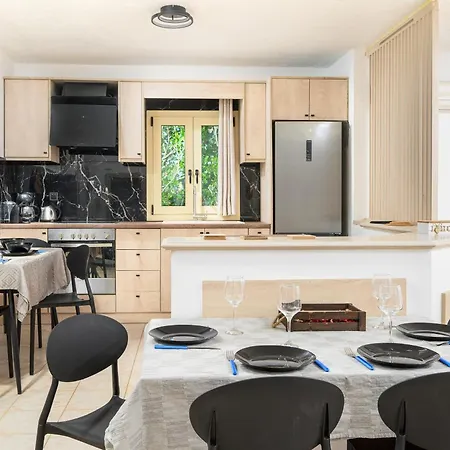 Ocean ヴィラ ヘルソニソス