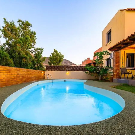 Ocean Villa *